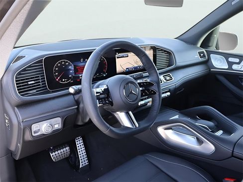 New 2026 Mercedes-Benz GLS 450 4MATIC image 19