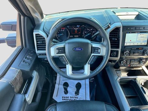 Used 2019 Ford F250 Lariat w/ Lariat Ultimate Package image 23