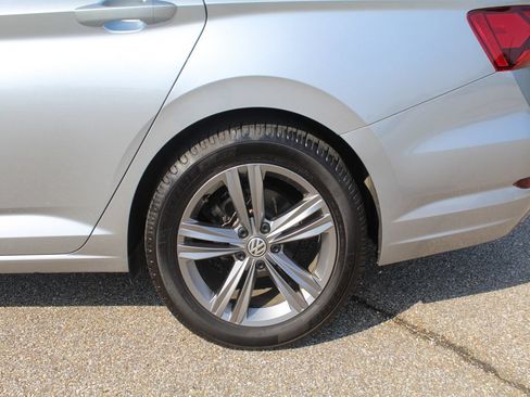 Used 2020 Volkswagen Jetta R-Line FWD image 17