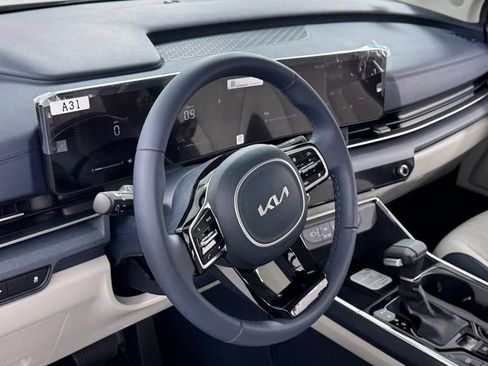 New 2026 Kia Carnival EX FWD image 36