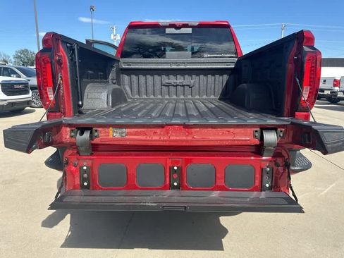 New 2024 GMC Sierra 1500 AT4 w/ Technology Package image 15