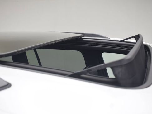 New 2026 Jeep Grand Cherokee Limited image 9