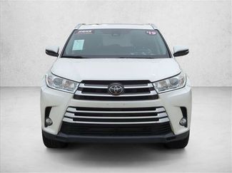 Certified 2017 Toyota Highlander XLE AWD/4WD video 2