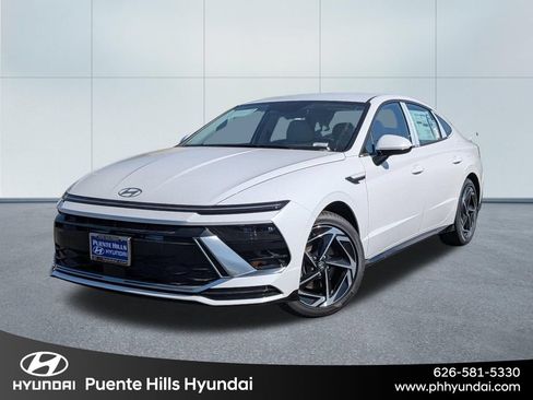 New 2026 Hyundai Sonata SEL FWD image 1