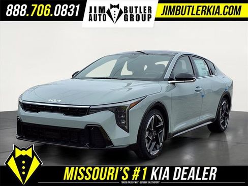 New 2026 Kia K4 GT-Line image 1