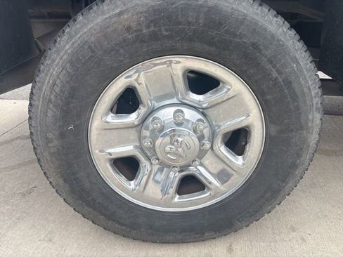 Used 2016 RAM 2500 Tradesman w/ Chrome Appearance Group image 11