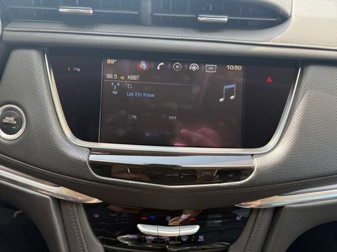Used 2017 Cadillac XT5 Luxury w/ Driver Awareness Package AWD/4WD image 20