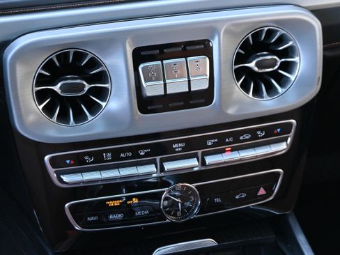 Used 2024 Mercedes-Benz G 550 image 21