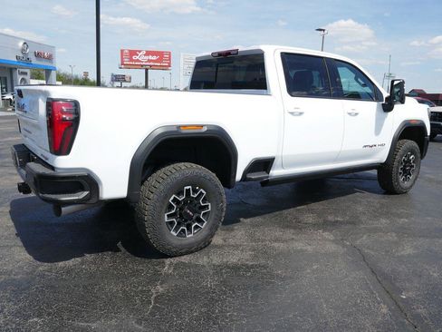 New 2026 GMC Sierra 2500 AT4X AWD/4WD image 4