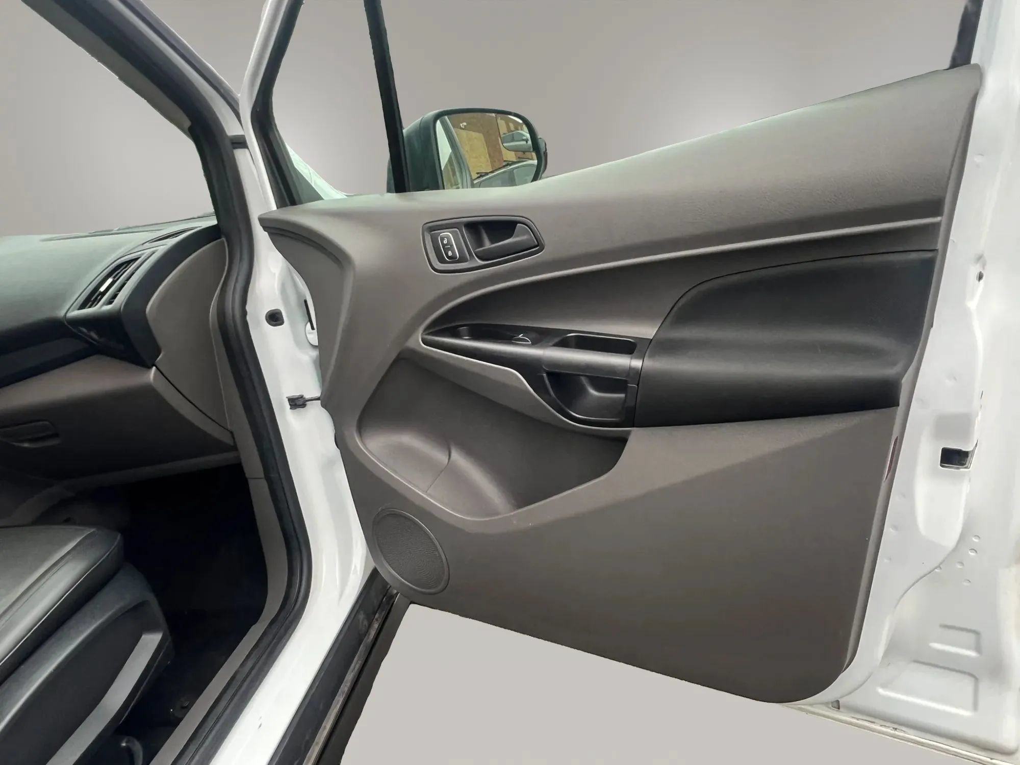 Used 2021 Ford Transit Connect XL FWD image 14