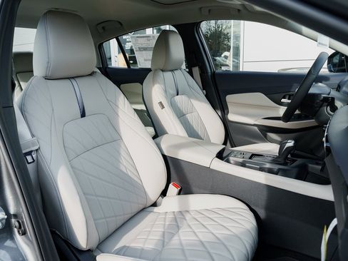 New 2026 Nissan Sentra SL w/ Floor Mat Package image 27