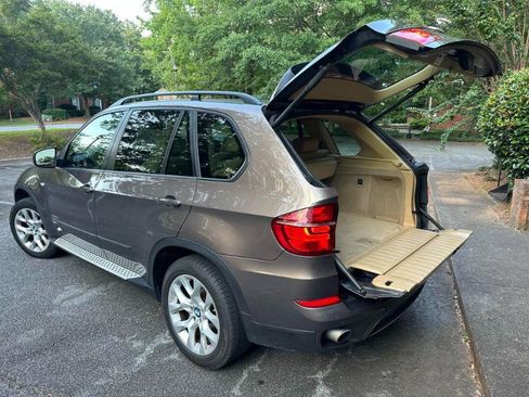 Used 2011 BMW X5 xDrive35i w/ Technology Pkg AWD/4WD image 14