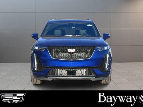 New 2025 Cadillac XT6 Sport w/ Platinum Package image 7