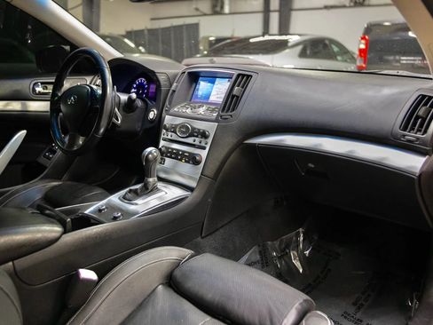 Used 2014 INFINITI Q60 Journey w/ Premium Package image 25