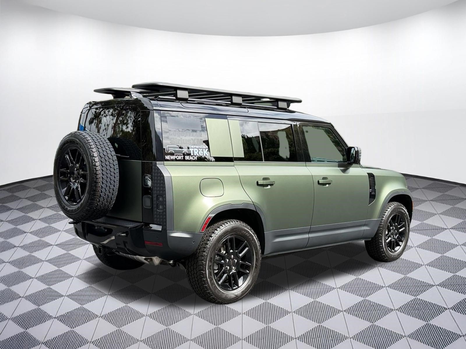 New 2026 Land Rover Defender 110 S AWD/4WD image 9