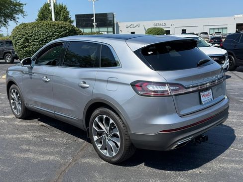Used 2021 Lincoln Nautilus Reserve AWD/4WD image 8
