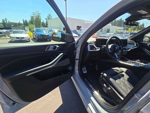 Used 2024 BMW X5 xDrive50e w/ Executive Package AWD/4WD image 20