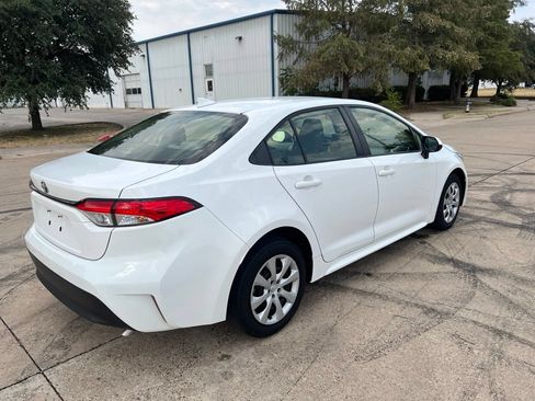 Used 2023 Toyota Corolla LE FWD image 13