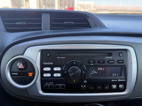 Used 2012 Toyota Yaris SE FWD image 14