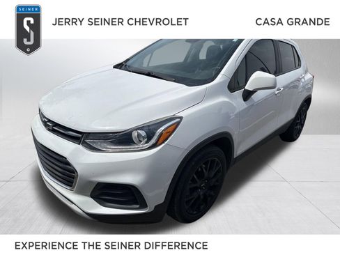 Used 2021 Chevrolet Trax LT w/ Sport Edition image 1