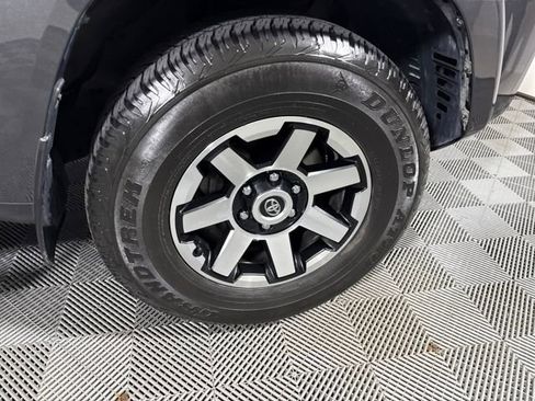 Used 2023 Toyota 4Runner TRD Off-Road Premium w/ Off Road Premium Plus Package image 11