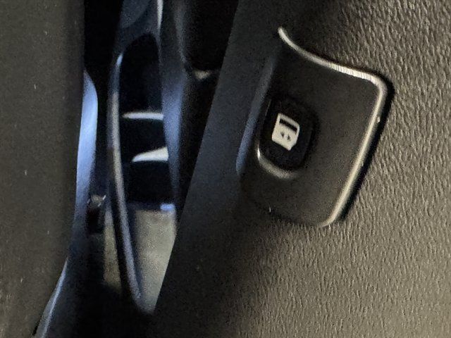 Used 2020 Dodge Grand Caravan GT FWD image 17