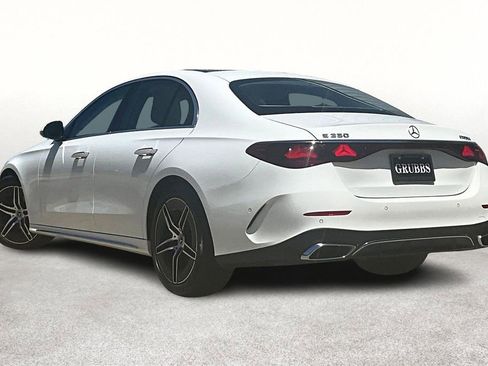 Used 2025 Mercedes-Benz E 350 Sedan image 16