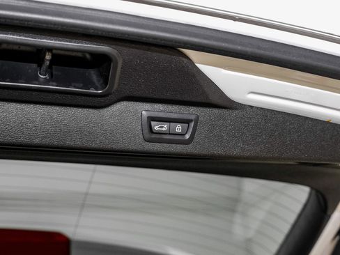 Used 2018 BMW X5 M image 57