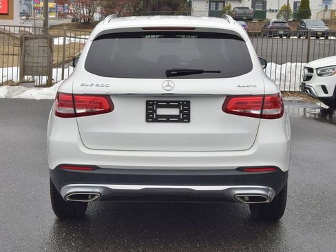 Used 2019 Mercedes-Benz GLC 300 4MATIC image 5