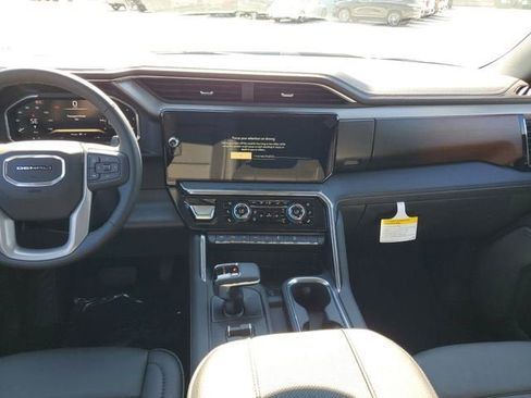 New 2026 GMC Sierra 1500 Denali w/ Denali Reserve Package image 15