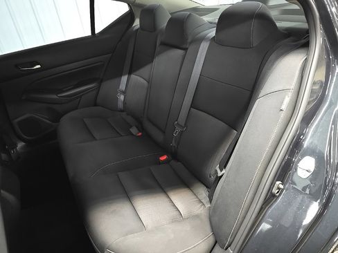 Used 2022 Nissan Altima 2.5 SV image 31