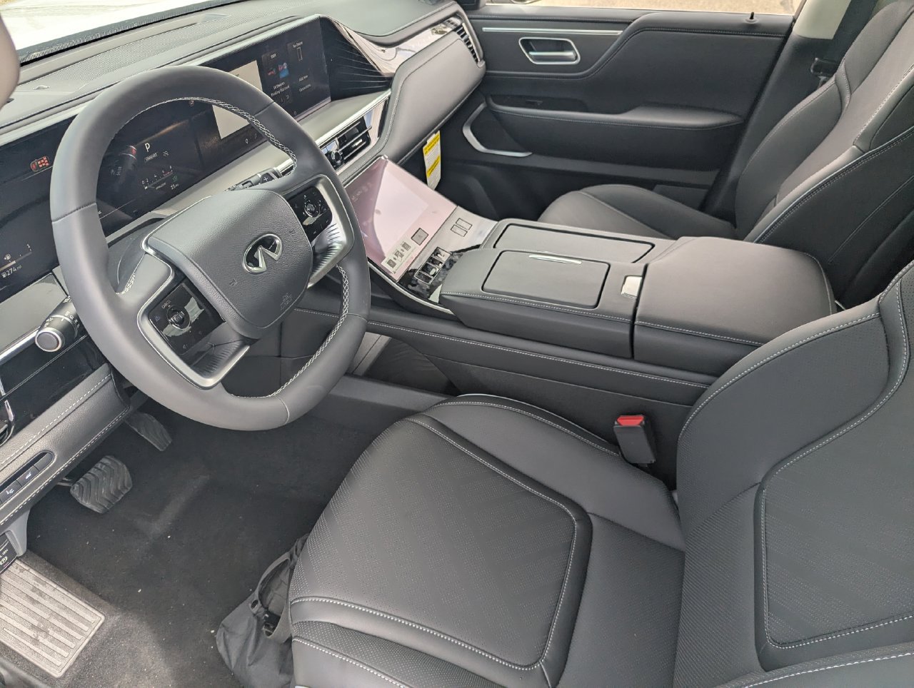 New 2027 INFINITI QX80 Luxe RWD image 11