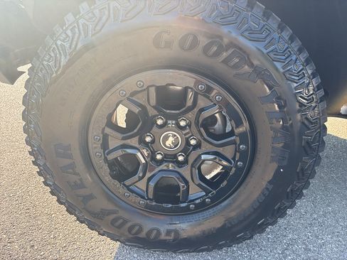 Used 2023 Ford Bronco Wildtrak AWD/4WD image 31