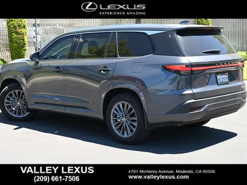 Used 2026 Lexus TX 350 AWD w/ Convenience Package image 4