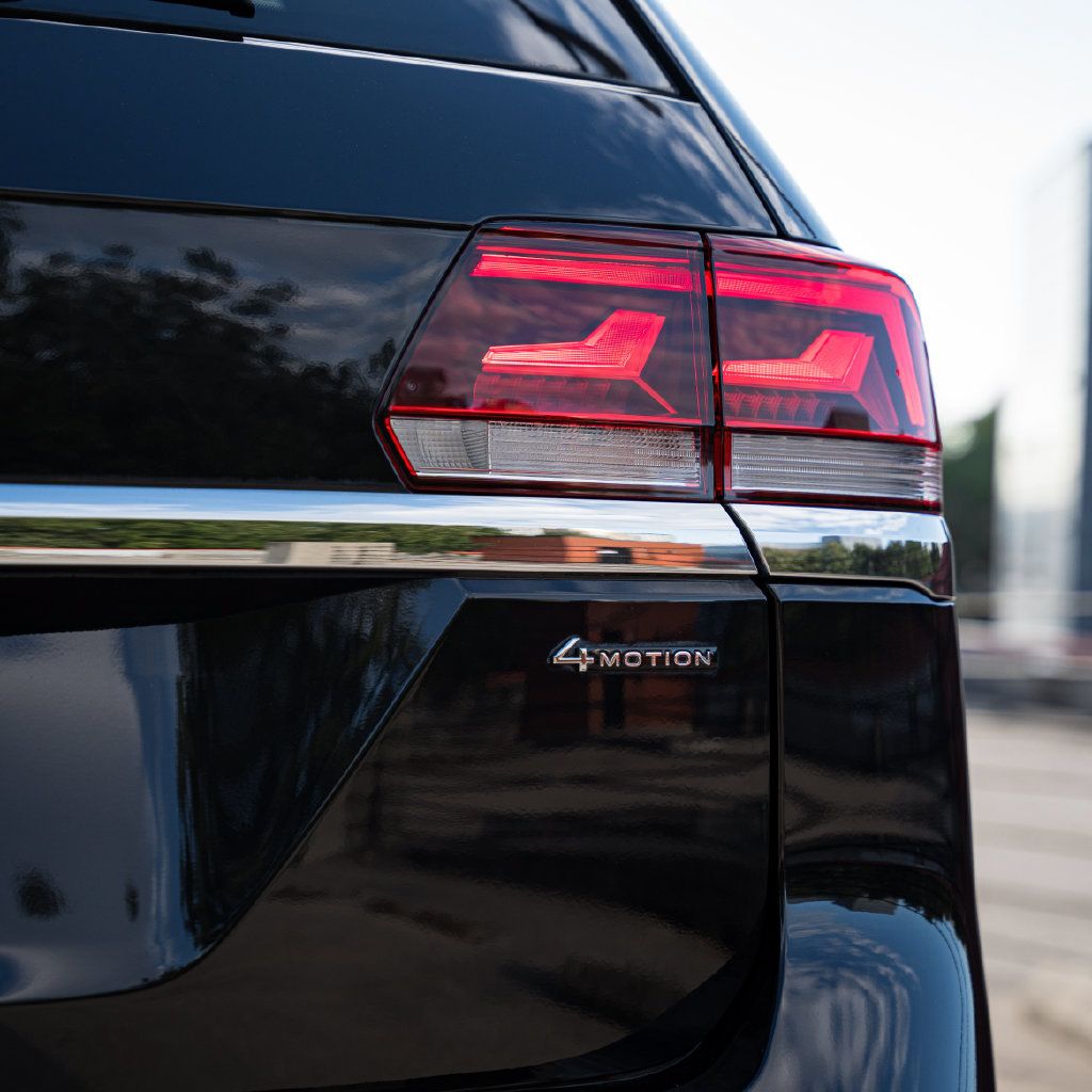 Certified 2023 Volkswagen Atlas SEL AWD/4WD image 5