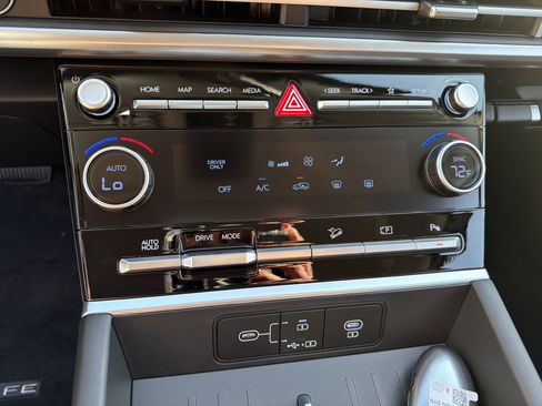 New 2026 Hyundai Santa Fe SE image 30