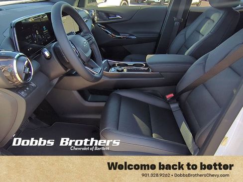 New 2026 Chevrolet Equinox LT w/ Convenience Package II image 19