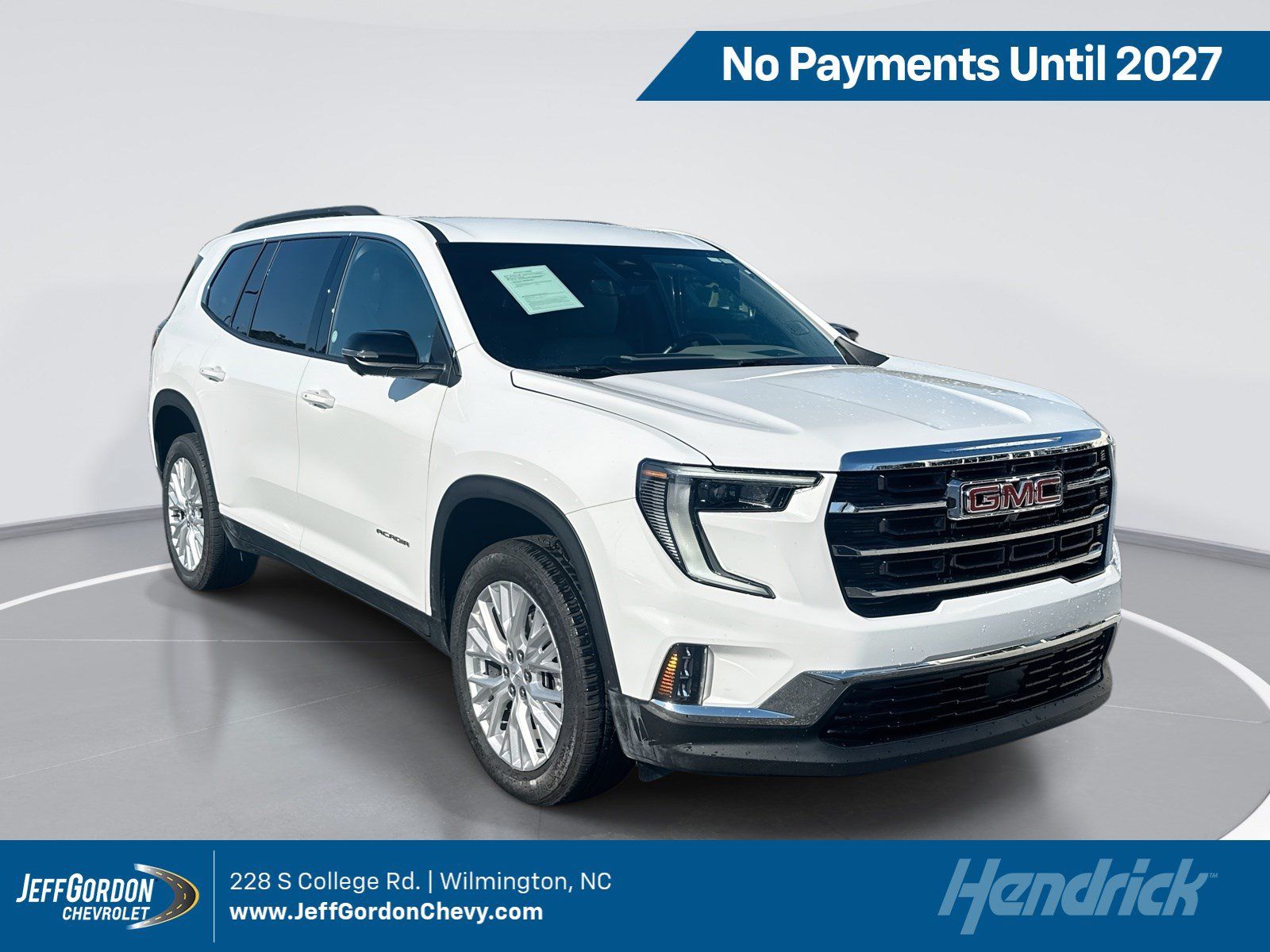 Used 2026 GMC Acadia Elevation w/ Elevation Premium Package FWD image 1