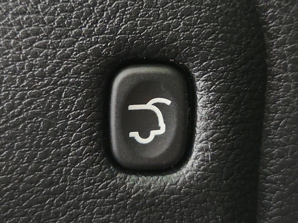 Used 2019 Jeep Grand Cherokee Altitude AWD/4WD image 35