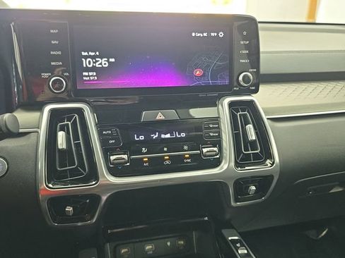 Used 2023 Kia Sorento SX FWD image 21