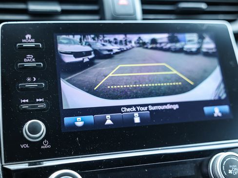 Used 2021 Honda Insight EX image 6