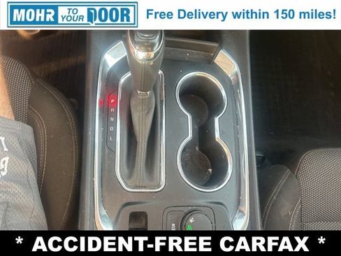 Used 2018 Chevrolet Traverse LT image 23