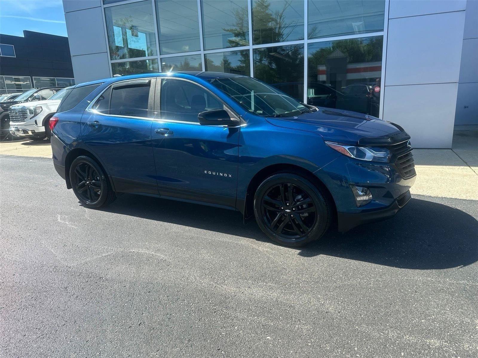 Used 2021 Chevrolet Equinox LT FWD image 1