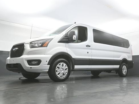 Used 2024 Ford Transit 350 XLT RWD image 48