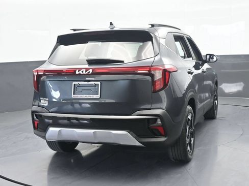 Used 2024 Kia Seltos EX FWD image 5