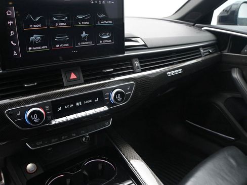Used 2020 Audi S4 Prestige w/ Prestige Package AWD/4WD image 4