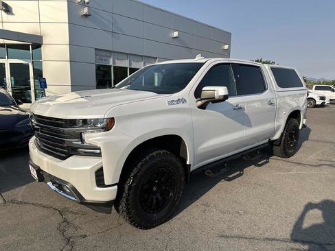 Used 2021 Chevrolet Silverado 1500 High Country image 2