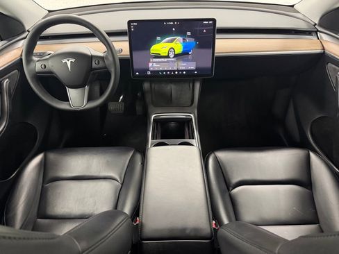 Used 2023 Tesla Model Y Long Range image 15