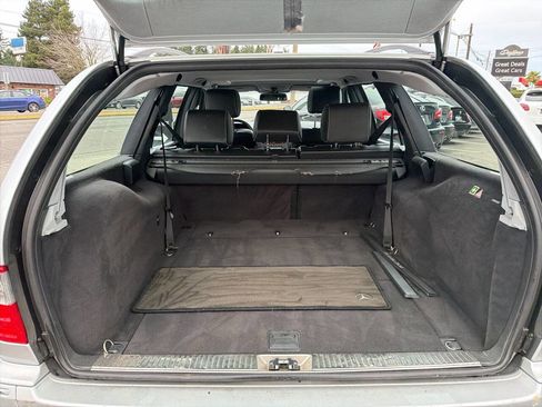 Used 2000 Mercedes-Benz E 320 4MATIC Wagon image 7