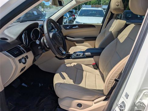 Used 2017 Mercedes-Benz GLS 450 4MATIC image 18